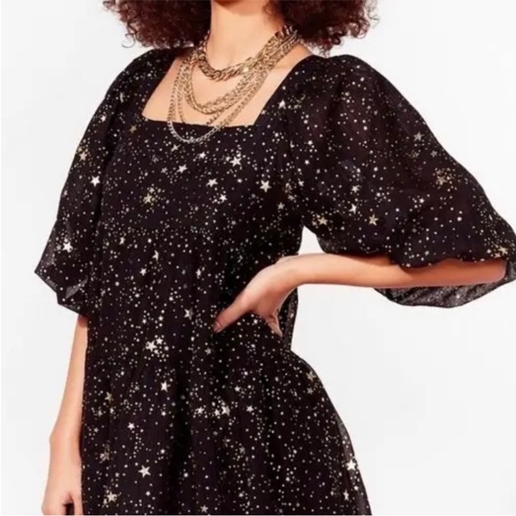Black and Gold Starlight Dress with Balloon Sleeves from Nasty Gal - Picture 4 of 8